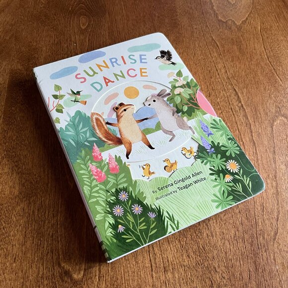 "Sunrise Dance" interactive board book NWT - Picture 3 of 9